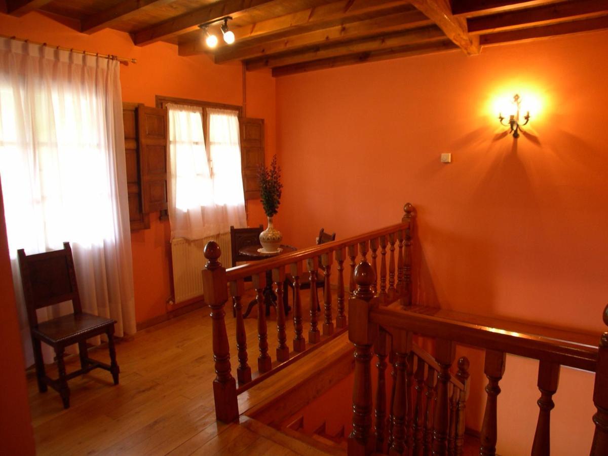 Turismo Rural El Sidron Guest House Piloña Eksteriør bilde